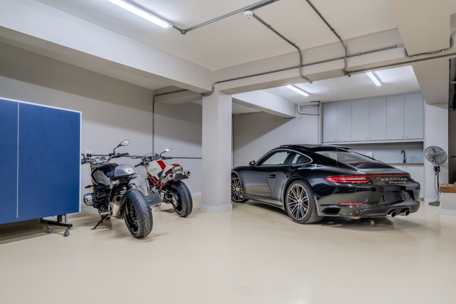 5 Bedroom Property for Sale in Camps Bay Western Cape